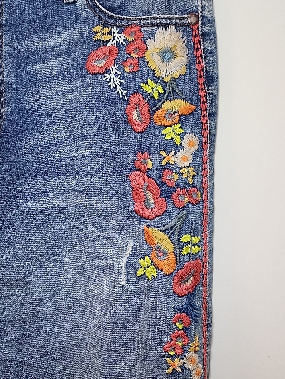 Johnny Was Jwla indigo embroidered denim jean skirt boho chic design Size 30 - Picture 11 of 16
